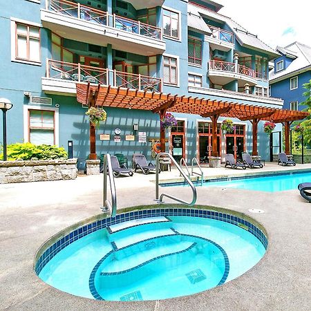 Alpenglow Lodge Family & Work Retreat By Mva Whistler Esterno foto